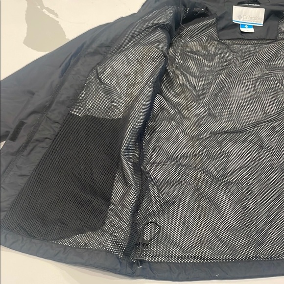 Columbia Women’s Hooded Jacket - Picture 8 of 12